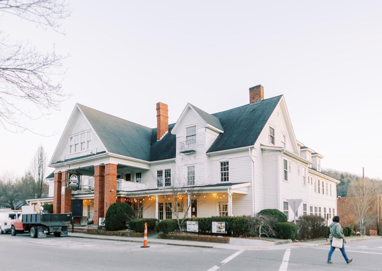 The Nuwray Hotel & Carriage House Burnsville Kültér fotó