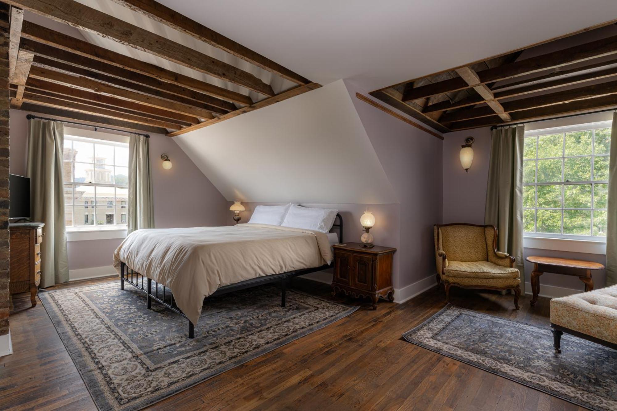 The Nuwray Hotel & Carriage House Burnsville Kültér fotó