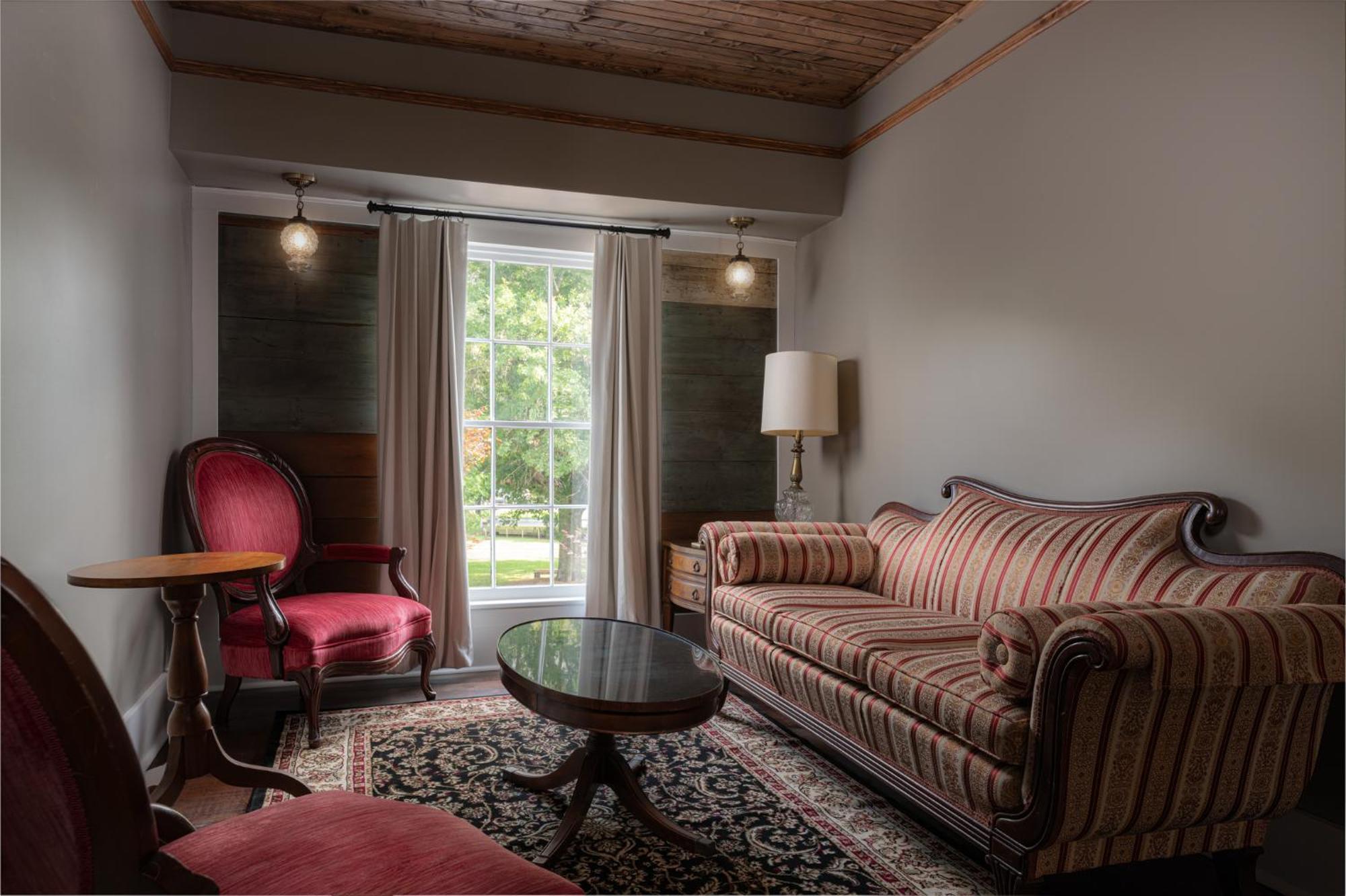 The Nuwray Hotel & Carriage House Burnsville Kültér fotó